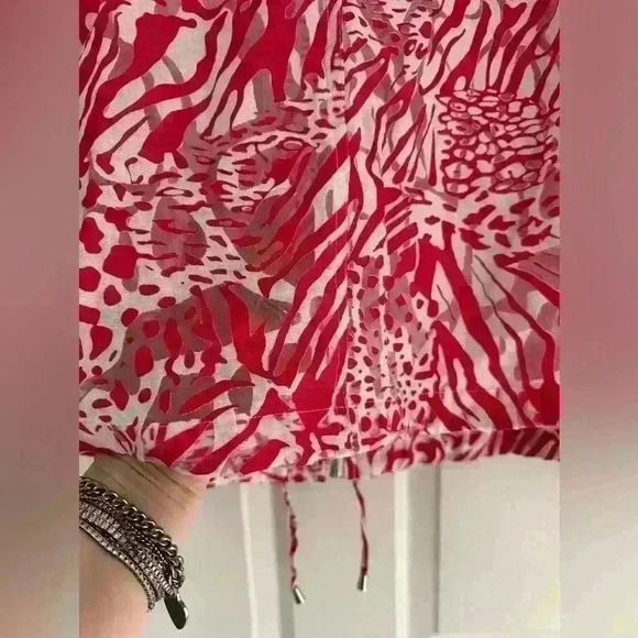 Chico's Sheer Structured Bomber, Mesh Tiger Print Pink/White Zip Snap Front Sz 3 - Picture 9 of 10